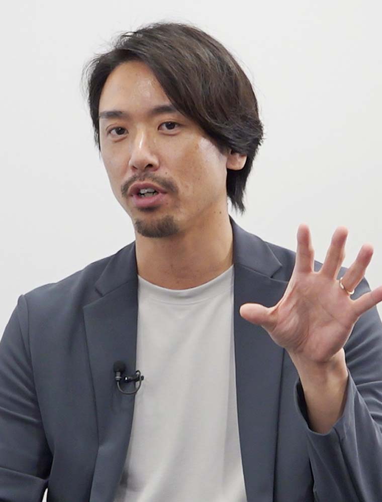 にぐ先生氏