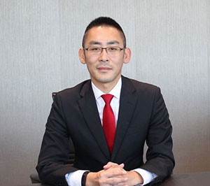辻 将之氏