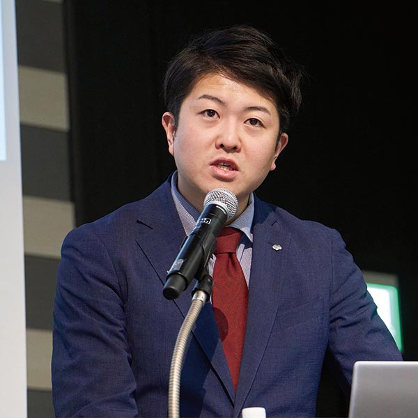 神谷 脩士氏