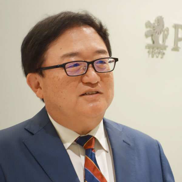 塚本 卓治氏