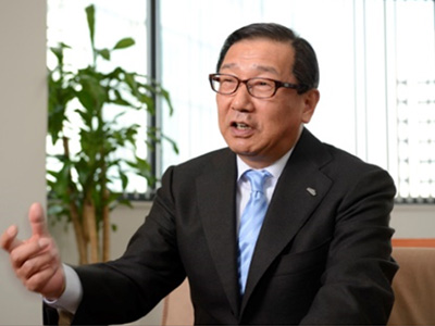 青木 達也氏