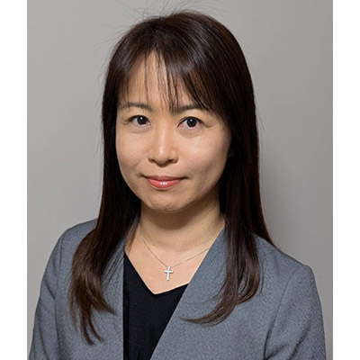 吉山 由紀子氏