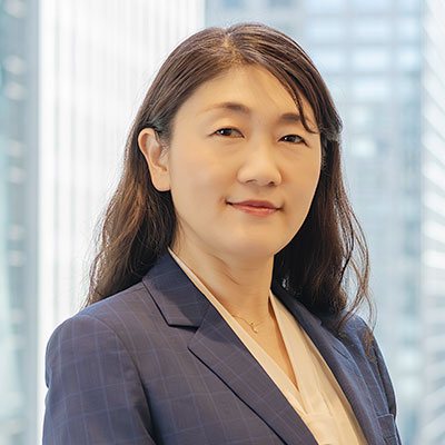 山田 真由花氏