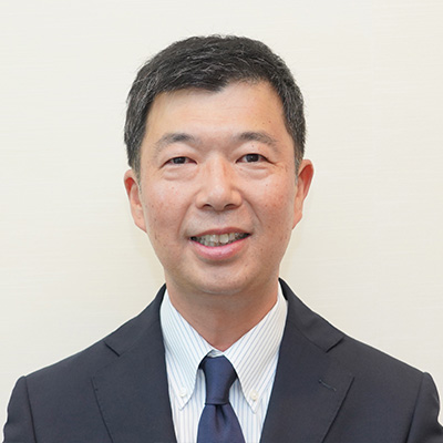 安西 慎吾氏