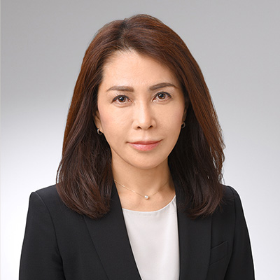 宮﨑 亜希子氏