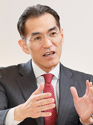 朝倉 智也
